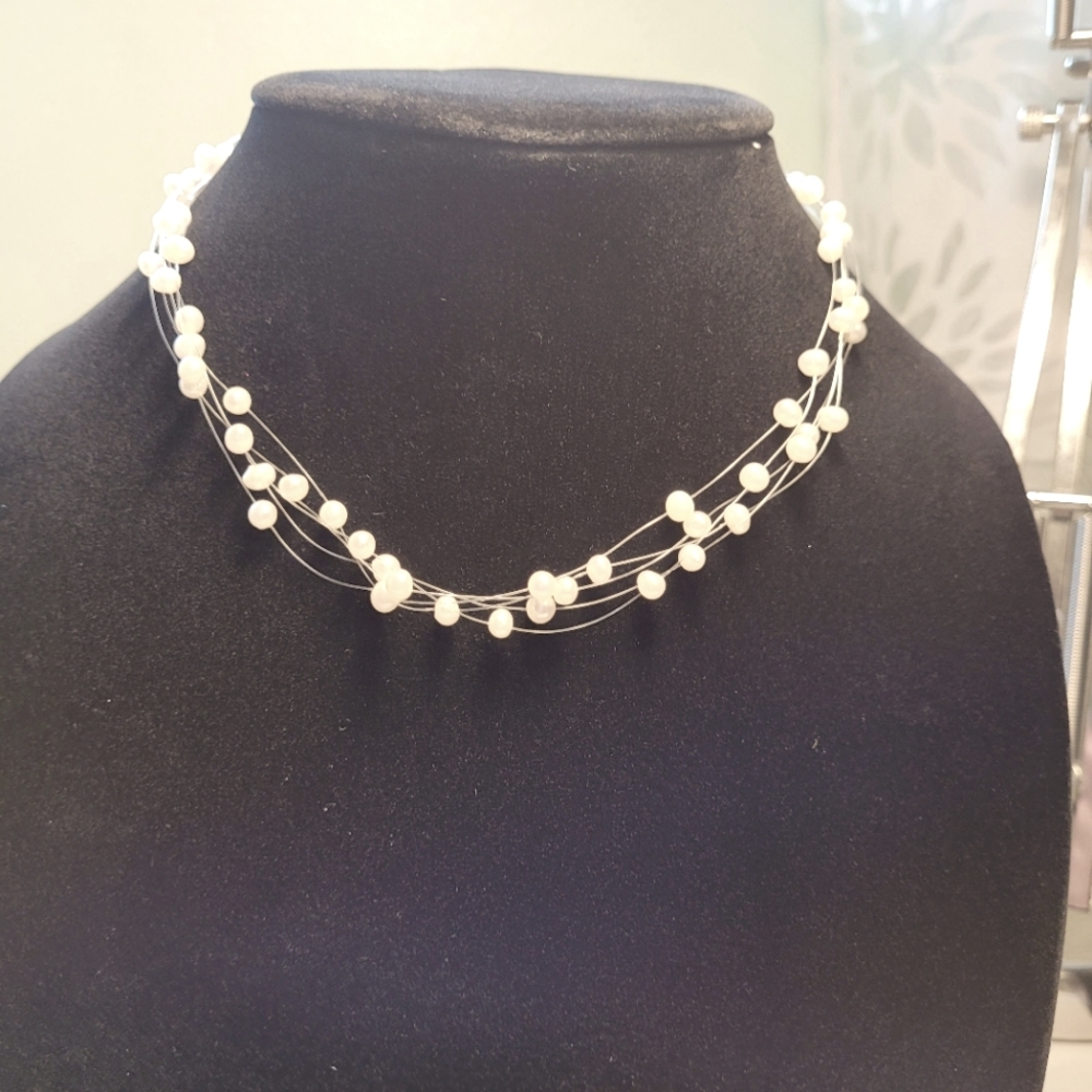 Lia Sophia necklace